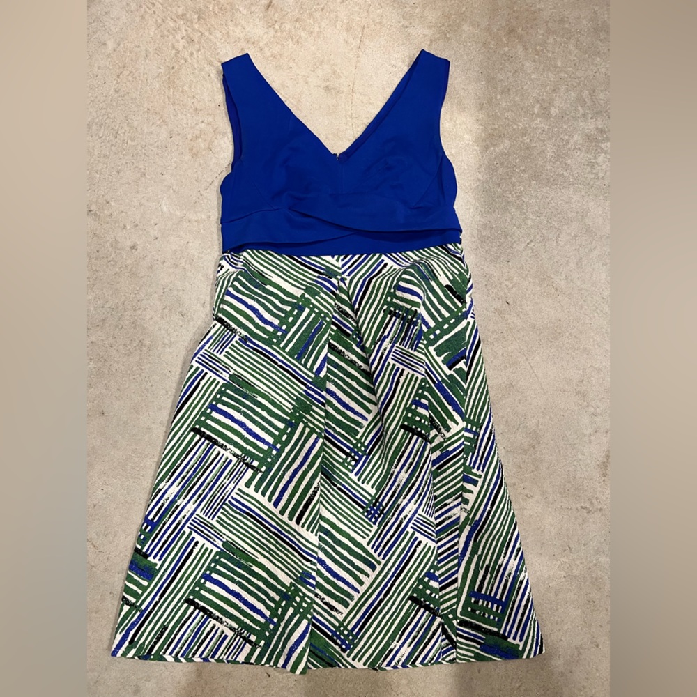 HD in Paris size 4 dress